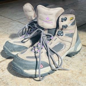 Vasque Breeze Women’s Hiking Boots